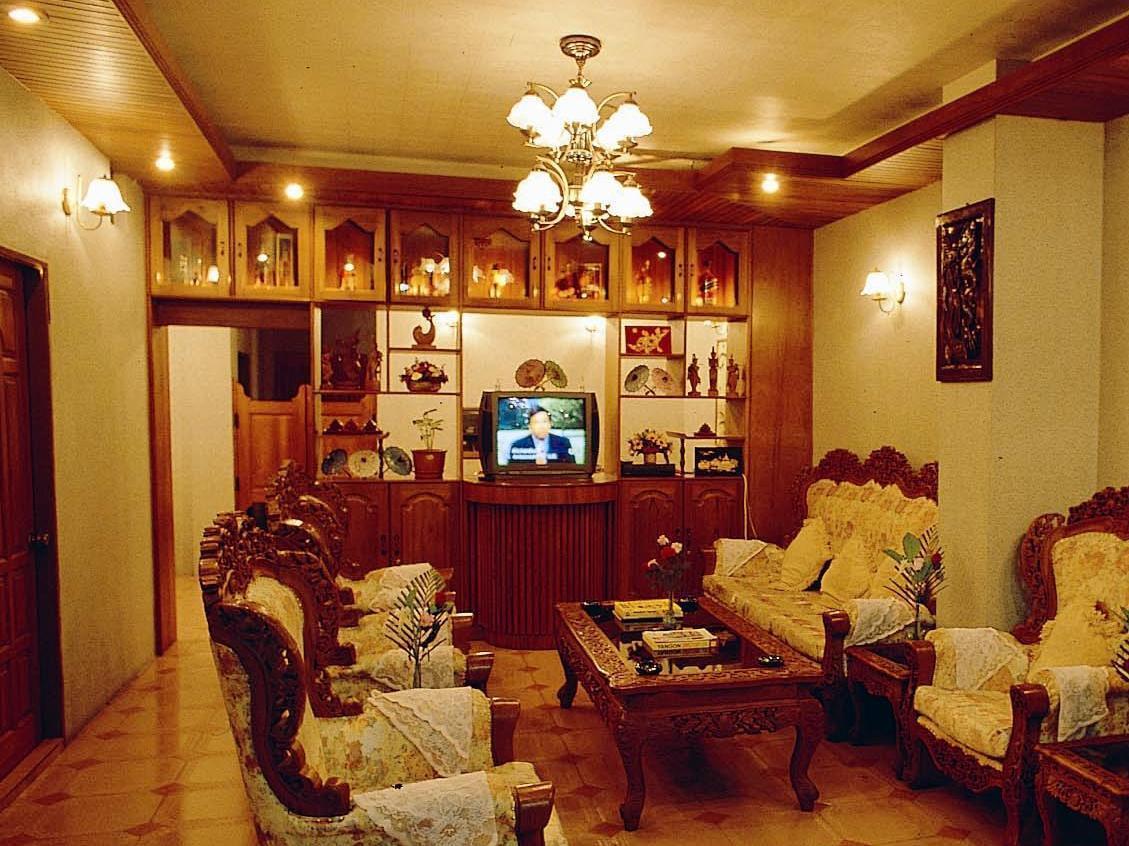 May Shan Hotel Yangon Bagian luar foto