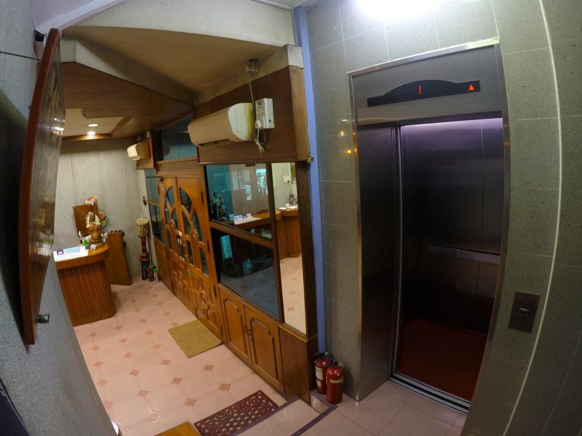May Shan Hotel Yangon Bagian luar foto